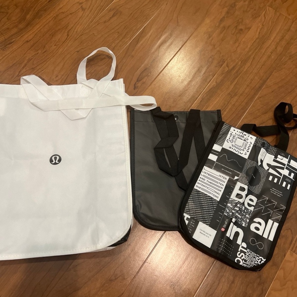 3 Lululemon bags